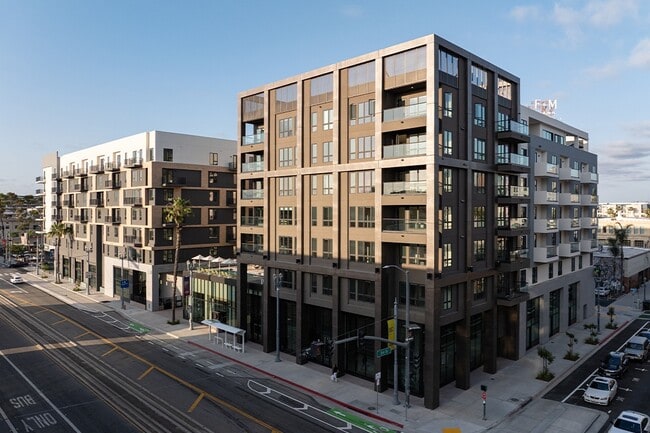 Photo - Resa Long Beach