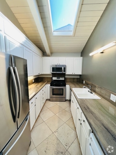 Building Photo - 7512 Vieja Castilla Way Rental