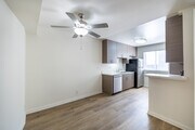 1BR, 1BA - 925SF - Dining Room - Vista Real Apartments