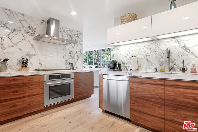 Photo - 17352 Sunset Blvd Unit 301