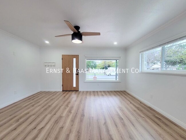 Photo - 5019 Ashworth St