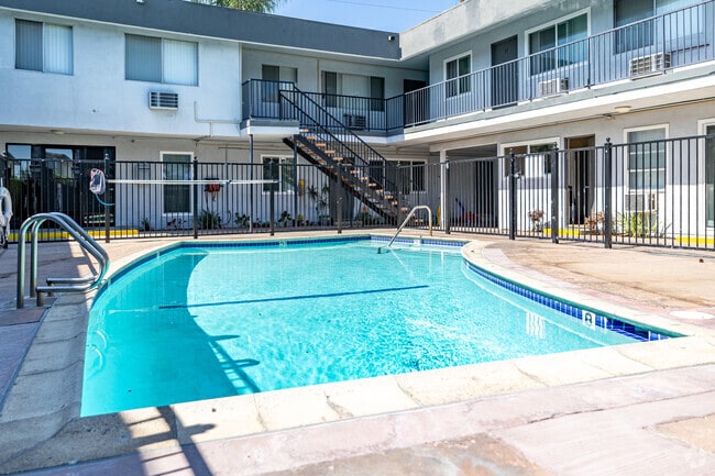 Building Photo - Downey Court Apartments