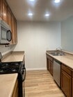C Unit 200 - Villa Dickens Apartments