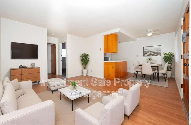 Building Photo - 226 G. St. Unit #B