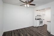 2BR, 1BA - 850SF - Dining Room and Kitchen - Lincoln-Moody Apartments