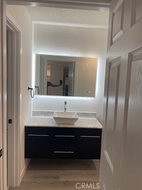 Photo - 5460 White Oak Ave Unit E123