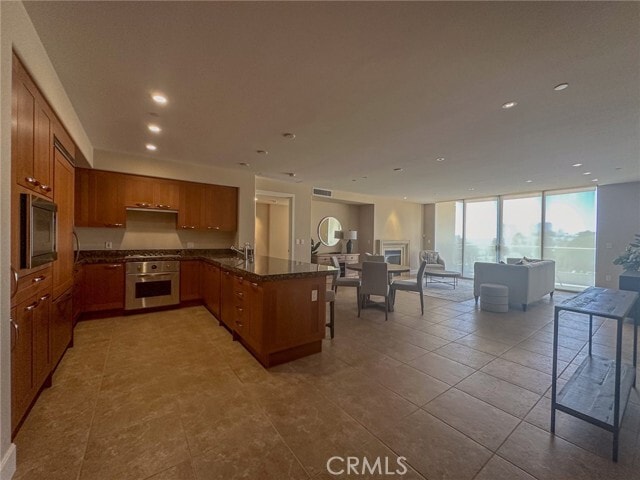 Photo - 5068 Scholarship