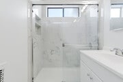 Photo - 323 E Chestnut St