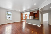1BR, 1BA -650SF - 1236 N Flores St Apartments