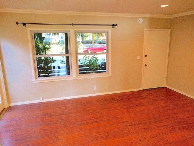 Photo - 10987 Culver Blvd Unit 10987
