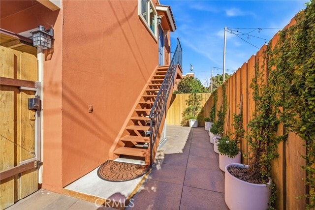 Building Photo - 316 E Palmyra Ave