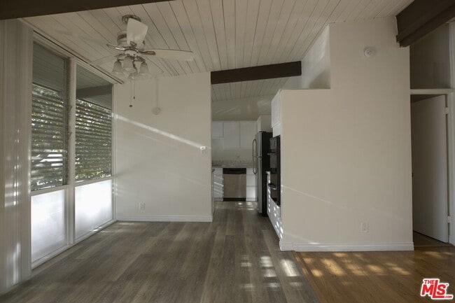 Photo - 11133 Rose Ave Unit 12