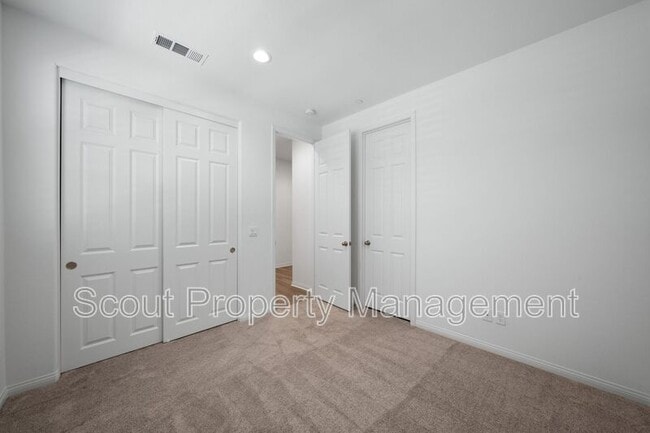 Photo - 39598 Lupine Dr
