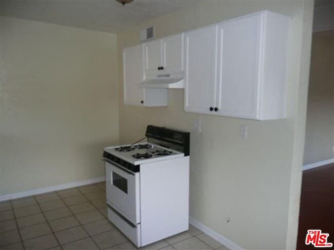 Photo - 310 N Cherry St
