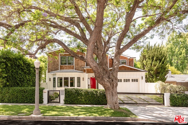 Building Photo - 4117 Dixie Canyon Ave Rental