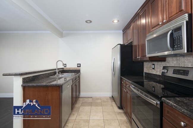 Photo - 8460 Via Mallorca