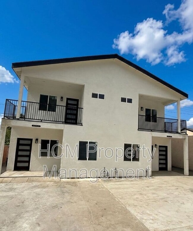 Photo - 5233 Bellflower Blvd