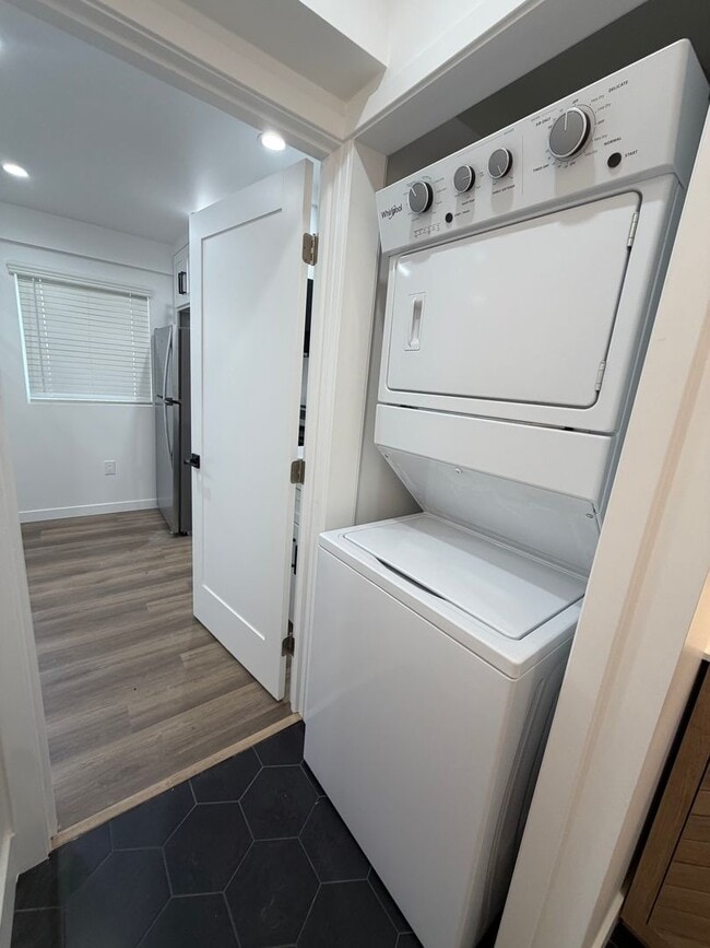 Photo - Brand new ADU with Backyard! Unit 4913 3/4