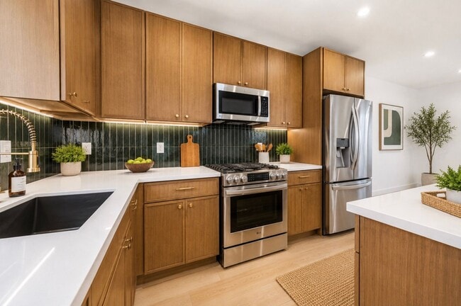 Photo - 1259 S Longwood Ave Unit #1261