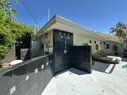 Photo - 725 S Mountain View Dr House
