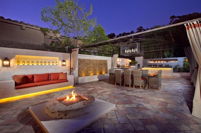 Photo - 15651 Puerta Del Sol