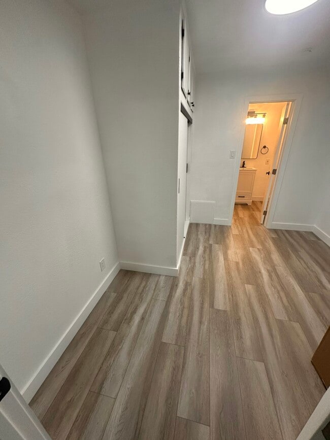 Photo - 934 Simmons Ave Unit 934 1/2