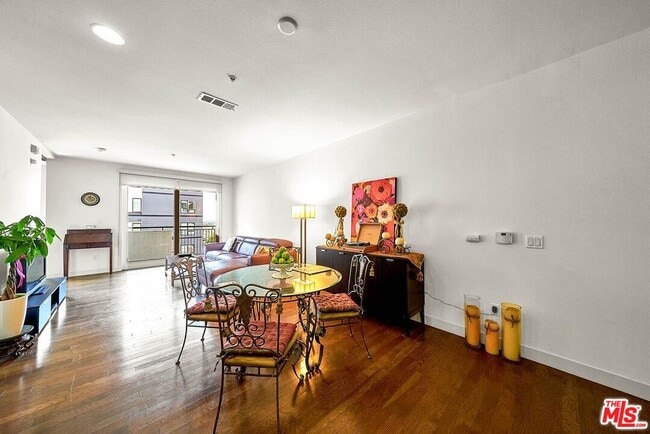 Photo - 1234 Wilshire Blvd Unit 318