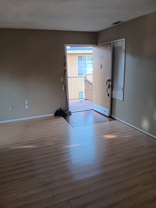 Photo - 1025 N Tippecanoe Ave Unit 235