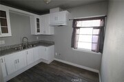 Photo - 4986 Southern Ave Unit B