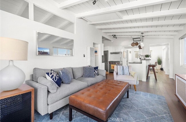 Photo - 200 Moonstone St