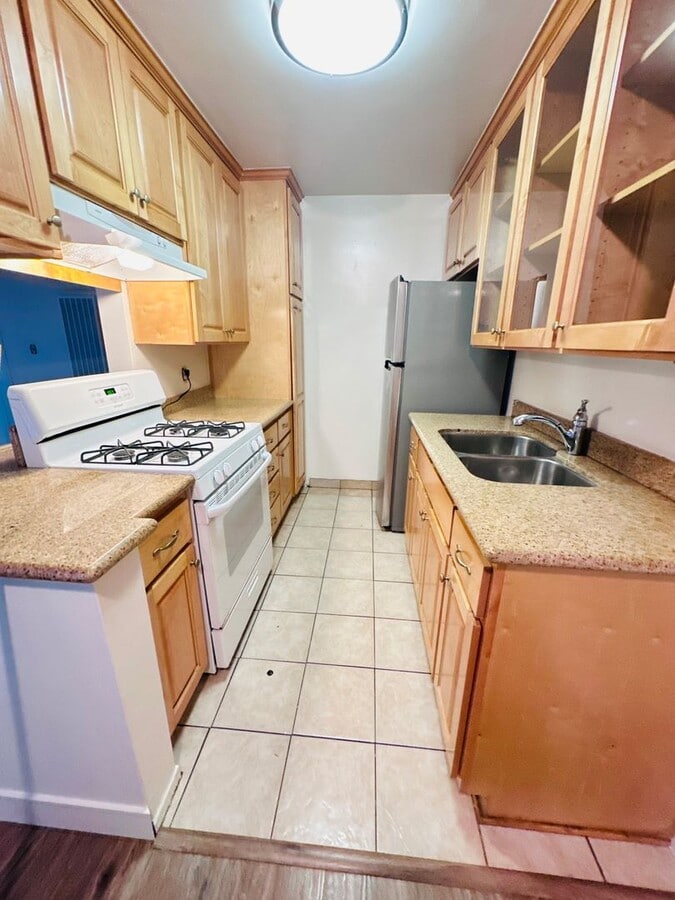 Photo - 21 Thornton Ave.