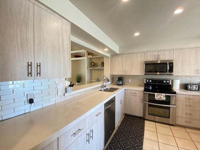 Photo - 432 Desert Falls Dr N