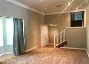 Photo - 1049 Evergreen Ct