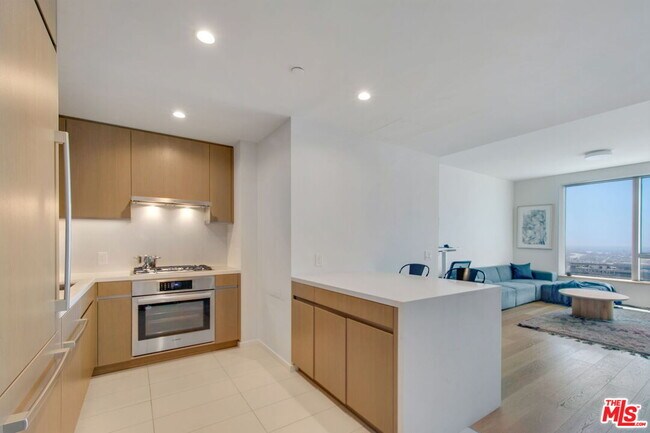 Photo - 889 Francisco St Unit 3401