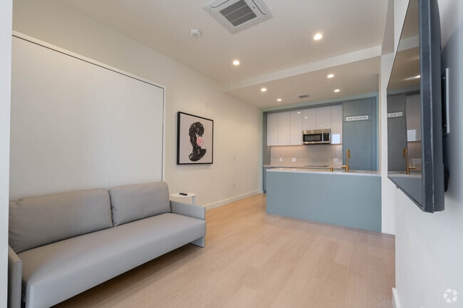 Building Photo - 6401 Wilshire Blvd Rental