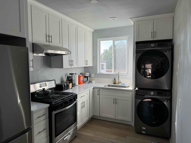 Photo - 47 N Grand Oaks Ave