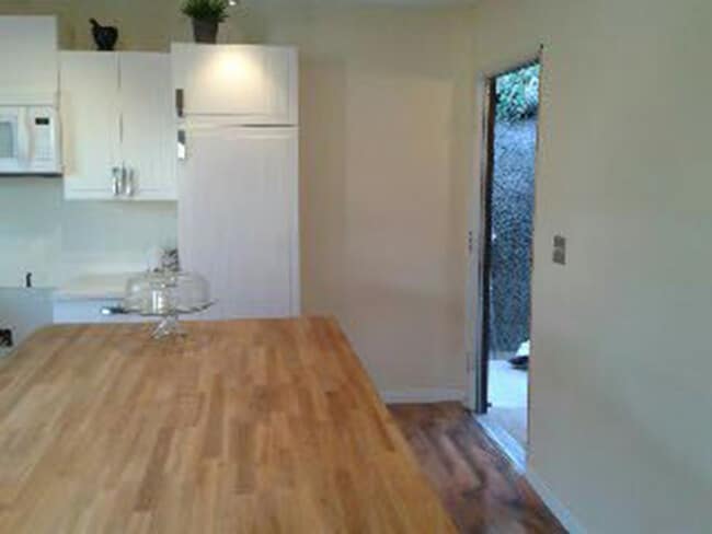 Photo - 2270 Boundary St Unit Upper