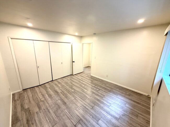 Photo - 3820 Mentone Ave Unit 6