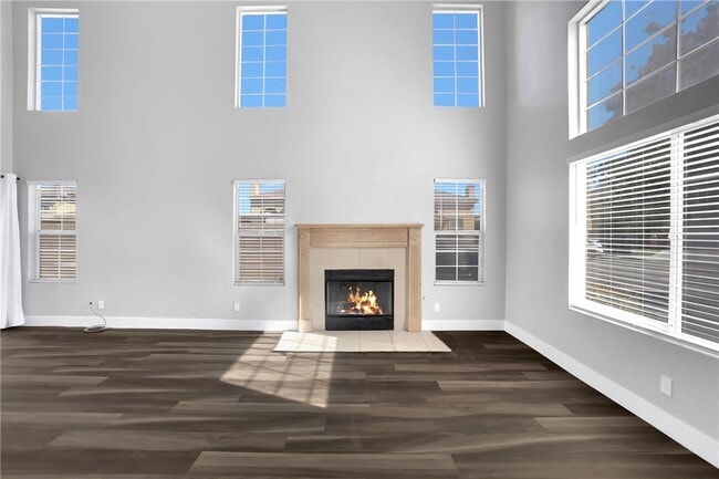 Photo - 2141 E Nugent St