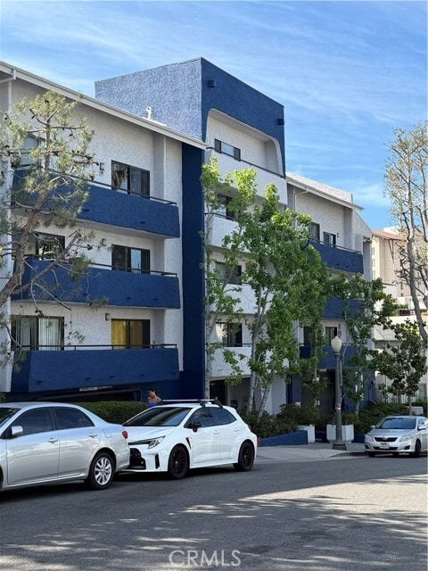Building Photo - 10982 Roebling Ave Unit 312