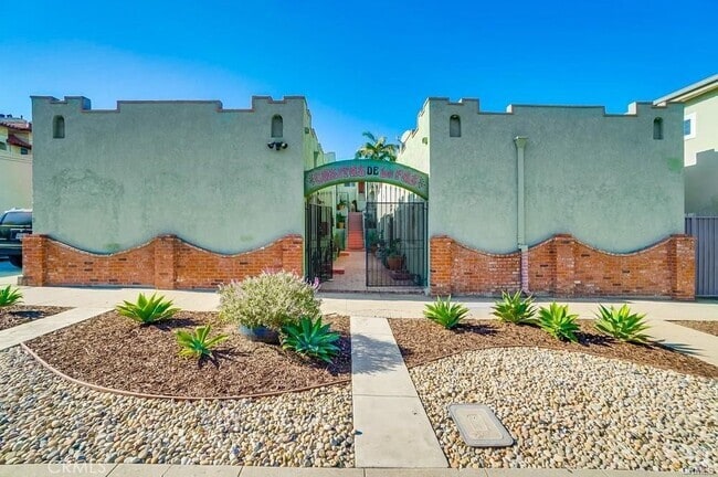 Building Photo - 1021 S Meyler St Unit 1021 Rental