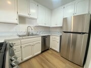 Photo - BLOCKS from the BEACH and Bay! Spacious 3 ... Apartment Unit 1160 C Thomas Ave
