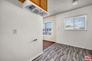 Photo - 1095 W 39th St Condo Unit 44