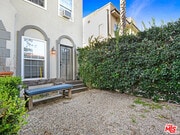 Photo - 1357 Cloverdale Ave