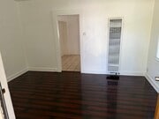 living room - 559 Lincoln Ave Unit 559