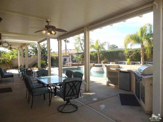 Photo - 43541 Parkway Esplanade E