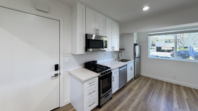 Photo - 3630 Midvale Ave