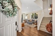 Photo - 3 bedroom in Gated Victoria Community! House