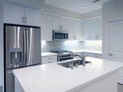 Photo - 1568 E Thompson Blvd