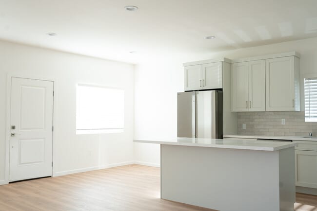 Photo - 1200 N Hobart Blvd Unit 1200 N Hobart